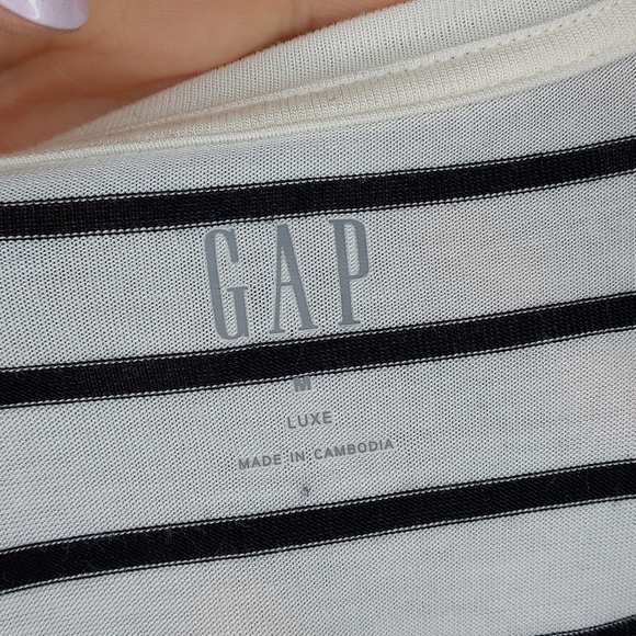 GAP lot of 2 tees long sleeve luxe soft white & black, pink & white stripes M L - Picture 6 of 14